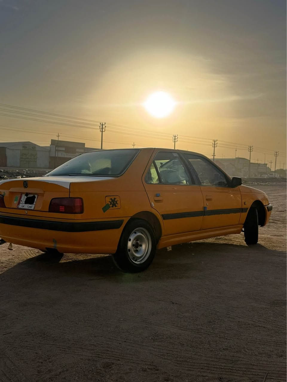 السلام عليكم 
بيجو بارص حره موديل ٢٠١٨ رقم بصره مستعجل على بيعتها تحويل (شرط تحول السياره) بيها ضربة جنطه ومصلحه وكامله مثل ما موضح بالصور وبيها خياسات كذلك ملگوطه ابيع كوم حديد
 السياره كير ومحرك  خير من الله تخم تاير الكهربائيات كلهن شغالات شاشه تحكم استيرن كشافات الغرفه مدوشمه والارضيه مدوشمه + حوضيات 
السياره عوزها ترتيبات بسيطه جداً بس مستعجل على بيعتها الله شاهد
سعرها 42 ورقه وبيها مجال حك الجيه والترتيبات *********** واتساب 
*********** اتصال 
وانه بخدمتكم الزبير, البصرة
