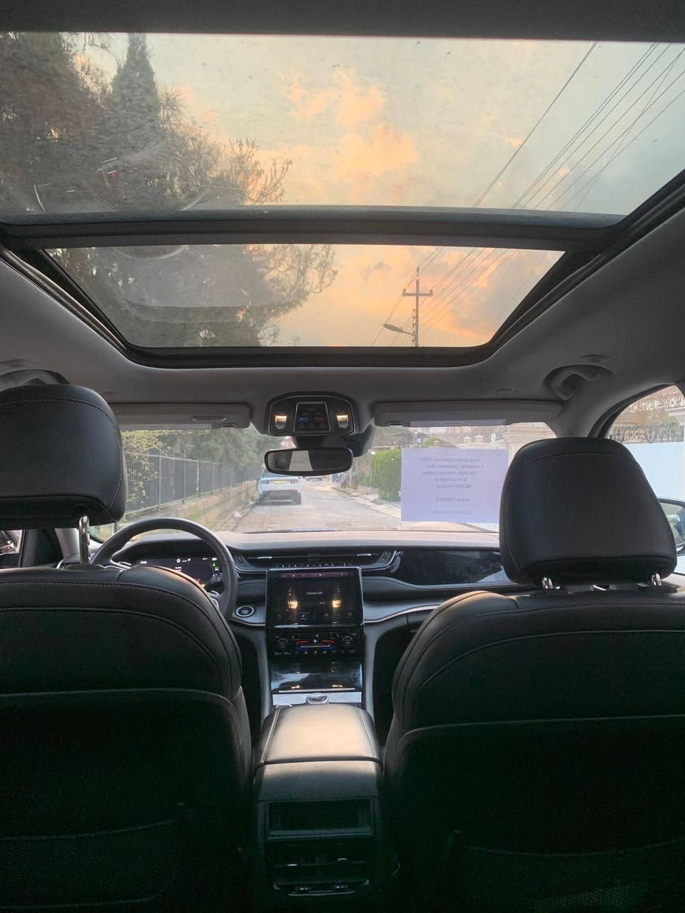 کـــــــوردی - عربي

🔸. جێپ گڕاند شیڕۆکی 
🔸. مـــــــۆدیل / 2023 
🔸. مواسفات /  لیمتید 
🔸. پانۆڕاما . دبل ئەکسل 
🔸. مەکینە / V.4 _20 هایبرێد 
🔸. ڕۆیشتن / ٤٠ هەزار میل 
🔸. ژمارە کاتی شکاوە 
🔸. سبوغ یەک چاملغی سایق 
🔸. بێ ناوگرتن ، ئێڕباگ سیستەم 

. نـــــــــرخ ( ٣٠٥ $ ) معاملە 
. ناونیشان هەولێر ئازادی 

گۆڕینەوە نیە تەنها فرۆشتن 
. واتس ئاپ / ***********

__________________________

عربي : فقط بیع نقدي 
بدون مراوسة ، بدون اقساط 

🔸. جیب كراند شیروكي 
🔸. مــــــــودیل / ۲۰۲۳ 
🔸.مواصفات / لیمتید 
🔸. بانوراما ، دبل آكسل 
🔸. محرك / V.4 _20 هایبرید 
🔸. ماشي /  ٤۰ آلف مــــیل 
🔸. رقم كاتي ، باقي شهر 
🔸. صبغ جاملغ آمامي سایق 
🔸. بدون دواخل ، آیرباك سیستم 

🔸. سعـــر  ( ۳۰٥ $ ) معاملة 
🔹. عنوان آربیل آزادي 

. واتس اب / *********** أربيل, العراق
