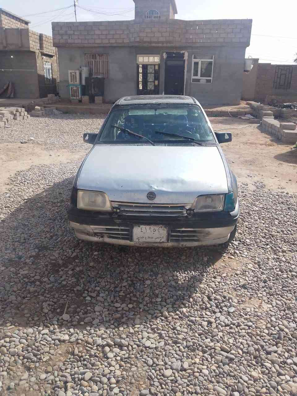 السلام عليكم كاديت موديل ٩٠ سياره نضيفه حيل كير ومحرك شرط محرك ١٦ داخلها نضيفه مبدله دوشمه جديده السعر ٨ اوراق وبيها مجال شي قليل الاتصال ***********
