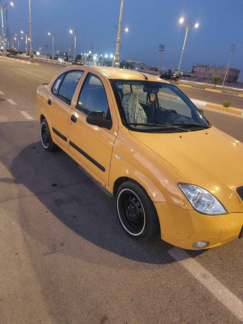 سلام عليكم طيبه مديل١٥سياره مبدل بيهه بنيدوبيه ضربة الصفحة اليمنه وبيهاالنمر٤ تفلت تخم تايرجديد حداد جيدة سعر ٣٣وبيه مجال عنوان كربلاء ***********
