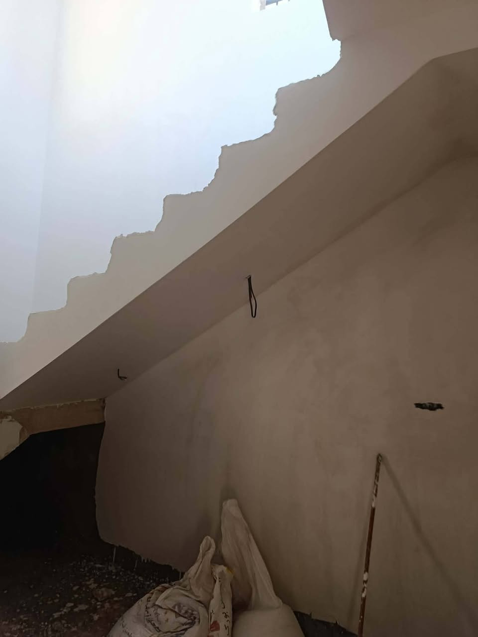 *********** بورك جص سمنت سقل متفرغ حالين
