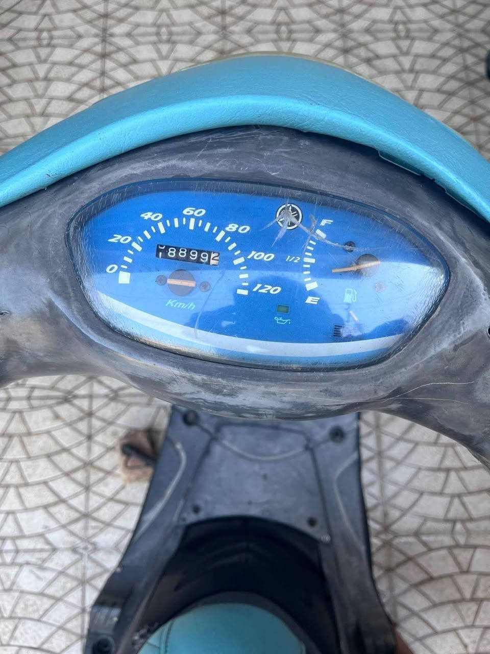 دراجة ماكس منغولي شغالة محورة كابريتر للبيع السعر 300 بيها مجال  رقمي ***********
