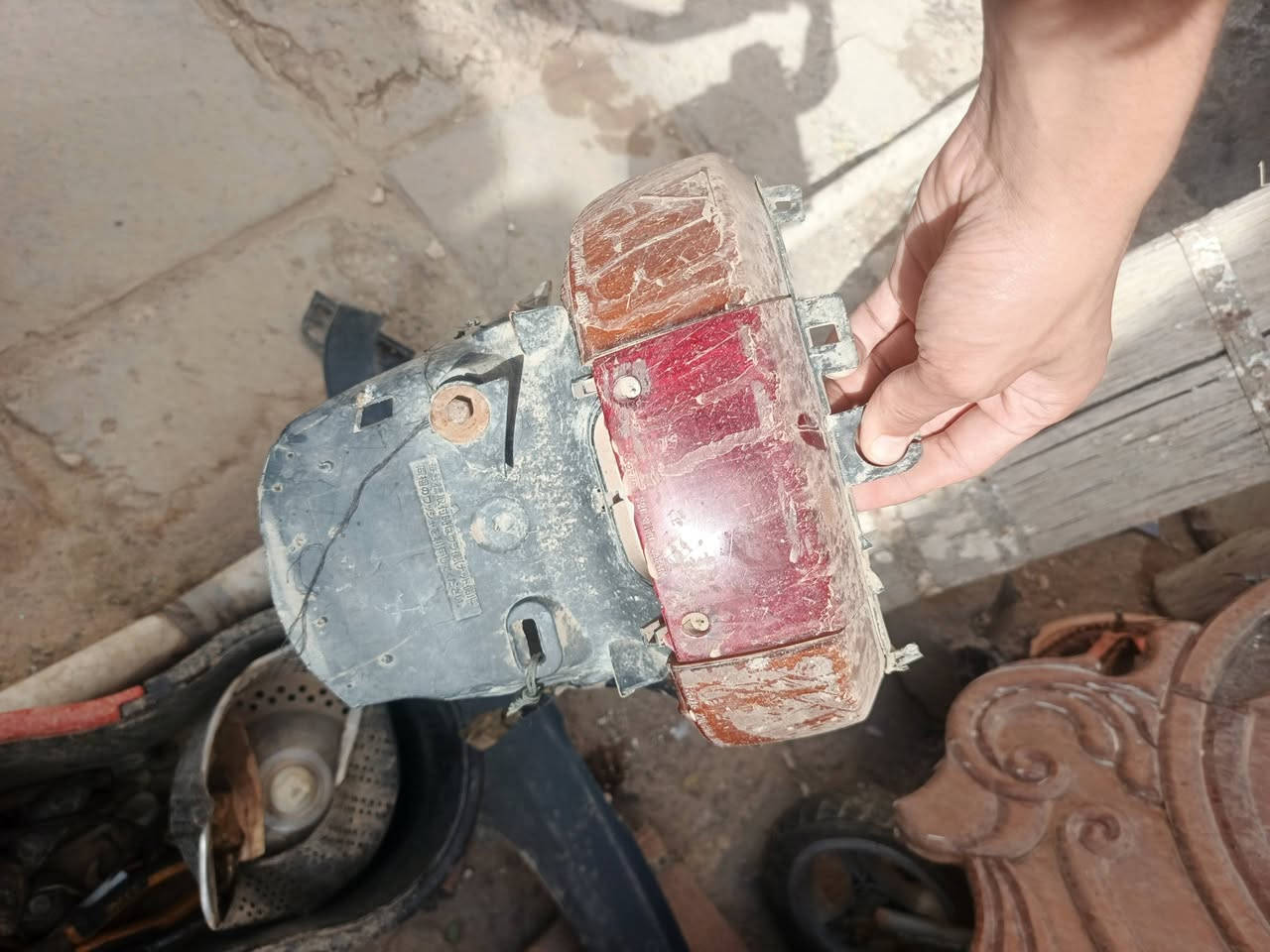 دراجه بتره للبيع كامله تشتغل سلف هندر (عوزه باتري)  شرط اول هندر رقمي *********** واتساب فقط
