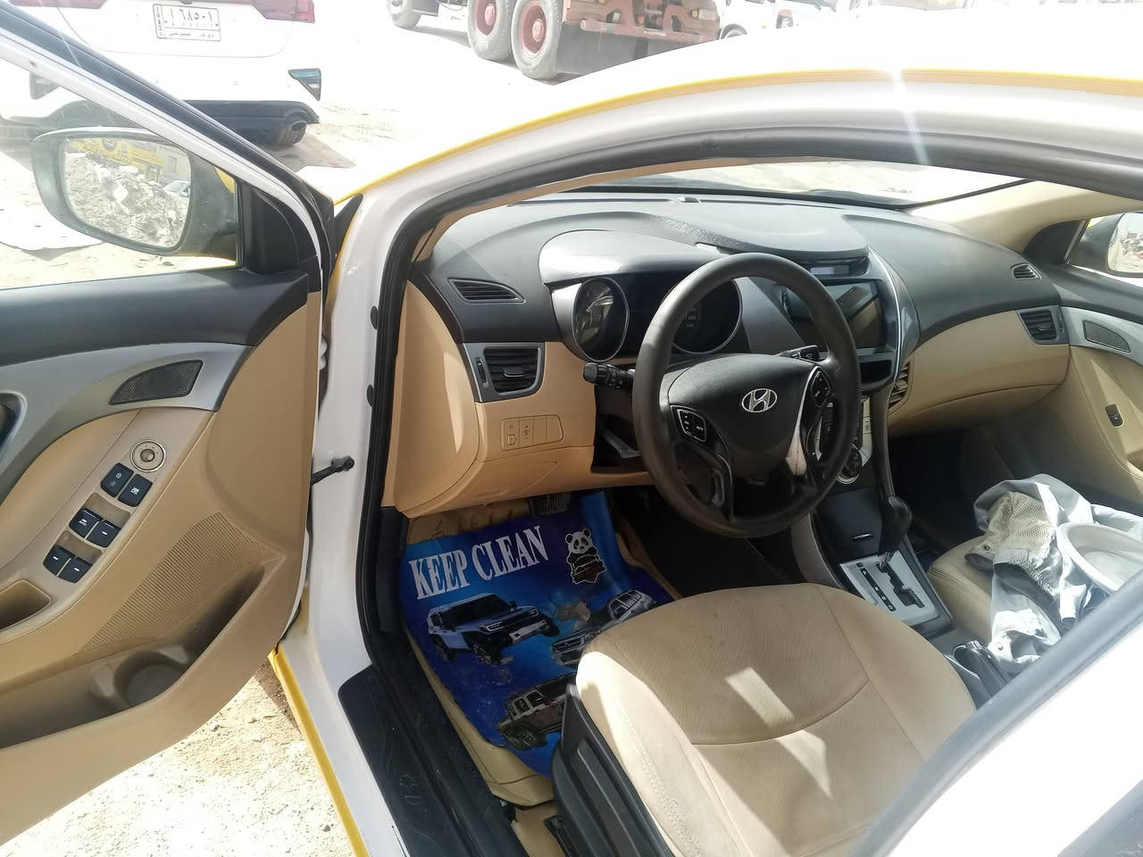 السلام عليكم النترا 2012خليجيه كفاله عامه مكينه 1800سياره جاهزه مكينه كيرد حداديه تبريد كهربائيات باسمي تحويل ثاني يوم صبغه جديده  مكاني ناصرية سعر 115وبيه مجال قليل ***********
