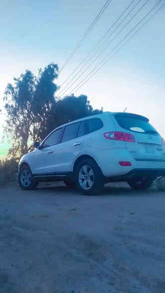 للبيع
سنتافيا ٢٠٠٩ محرك ٦ سلندر ٢٧٠٠

رقم بغداد مكانها واسط قضاء الحي 
سعرها ١٤٠ 

الشراي يتصل 

***********
