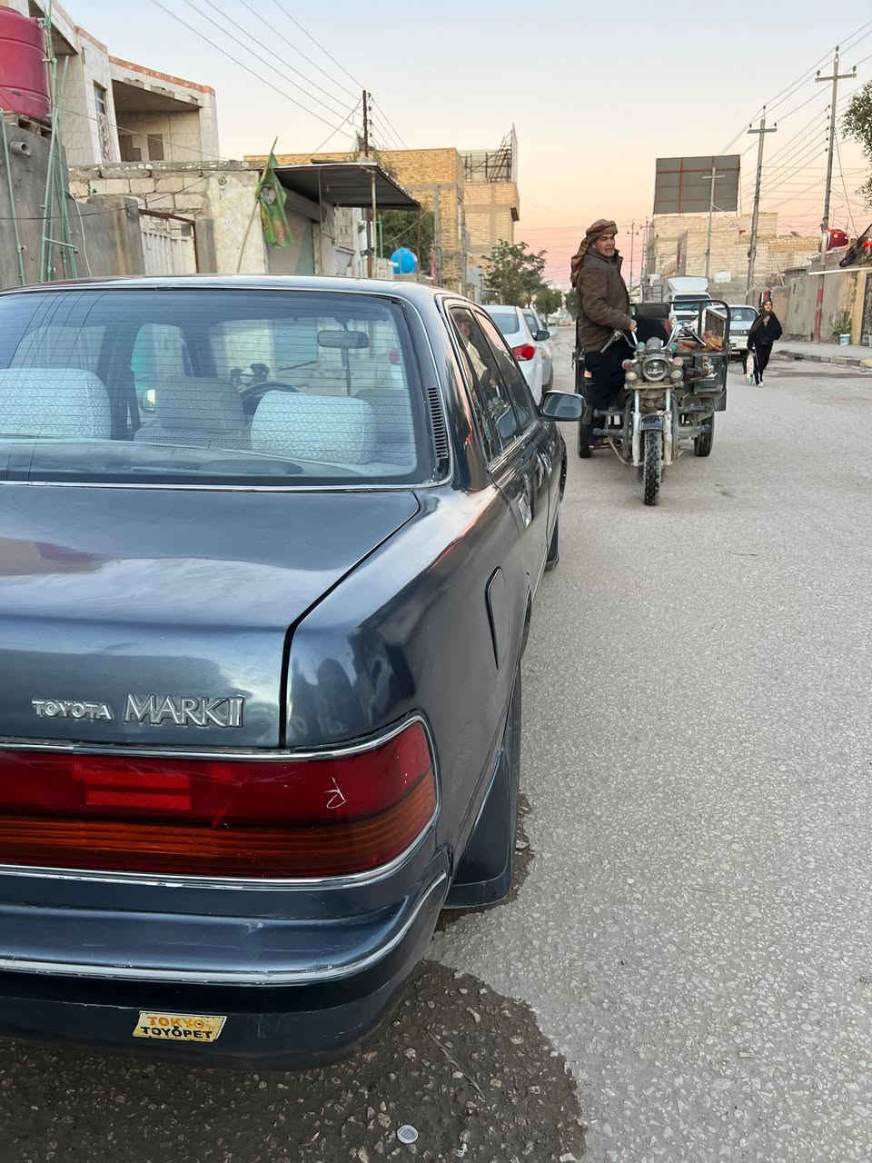 السلام عليكم .
سياره مارك للبيع سياره كير مكينه كير حداديه مكفوله سياره تبريد ثلج موديل السياره 1995سياره بأسمي شرط المداور تخم تاير جديد السباره كهربائيه جديده غرفه جديده رقم كربلاء انكليزي الجديد سنويه جديده سياره مكفوله من الكصه والعيب الشرعي شرط ابيعلك عل سونار 
سعر 58وبيه مجال . مكان السياره  نجف 
رقم الهاتف ***********
