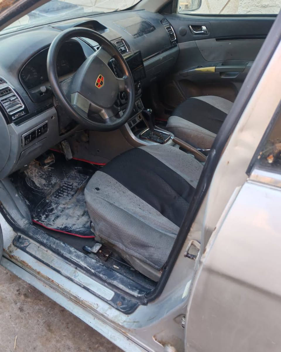 السلام عليكم
جيلي أم كراند كير مكينه كورله سنويه 29 بصره 
البدي شوف العين السياره يراد إله دراينات وشويه ترتيب كهربائيات السعر 28 بيه مجال أو ترهم مراوس جيلي موبل 
البصره الجزيره الفيروزيه رقم الهاتف *********** بيه مجال قليل البصرة, العراق
