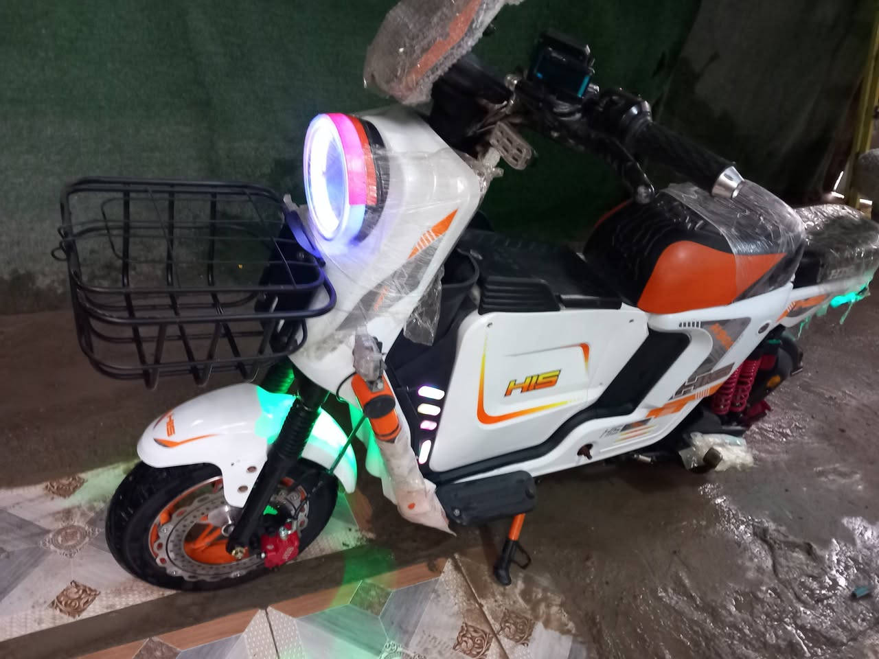 دراجه شحن للبيع استخدام شهرين سعرها ٤٥٠ مكاني بعقوبة المفرق رقم ***********
