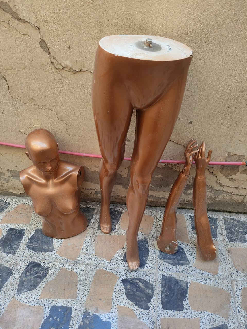 منكانات للبيع
 منكان كامل واحد. ب 11 الف 
 منكانات عدد 6 الوحده ب 5 الف


**إذا كنت صاحب هذا الإعلان وتريد حذفه لأي سبب، رجاءا أرسل رسالة إلى الدعم الفني**