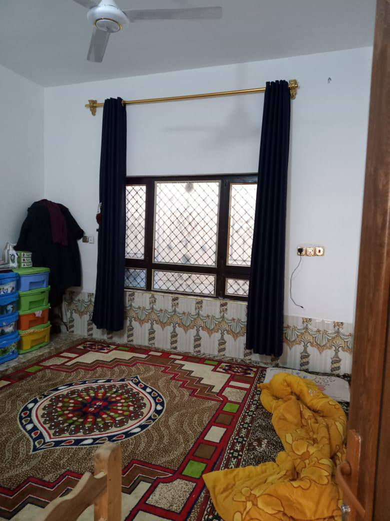 سلام عليكم 
بيت للبيع 

فول مواصفات قريب عل مجمعات 

خدمات خير من الله الشارع نقصة بس تبليط 

البيت بي خرفتين جوة او غرفتين فوك كل غرفة بيها حمامها الخاص 

البيت طابو زراعي مساحة 200 متر

عنوان البيت ديالى هبهب بصف حي ناصر  

للستفسار اتصل علا الرقم 👇

‏‪0772 974 4273‬‏
