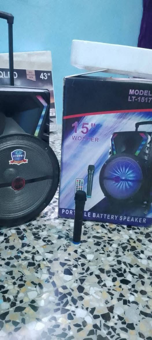 للبيع ديجي حجم كبير بلوتوث + مايك  + نشره/مستخدم قليل سعره مناسب شراي خابرني أو تدلل مكاني بغداد مدينة الصدر ***********
