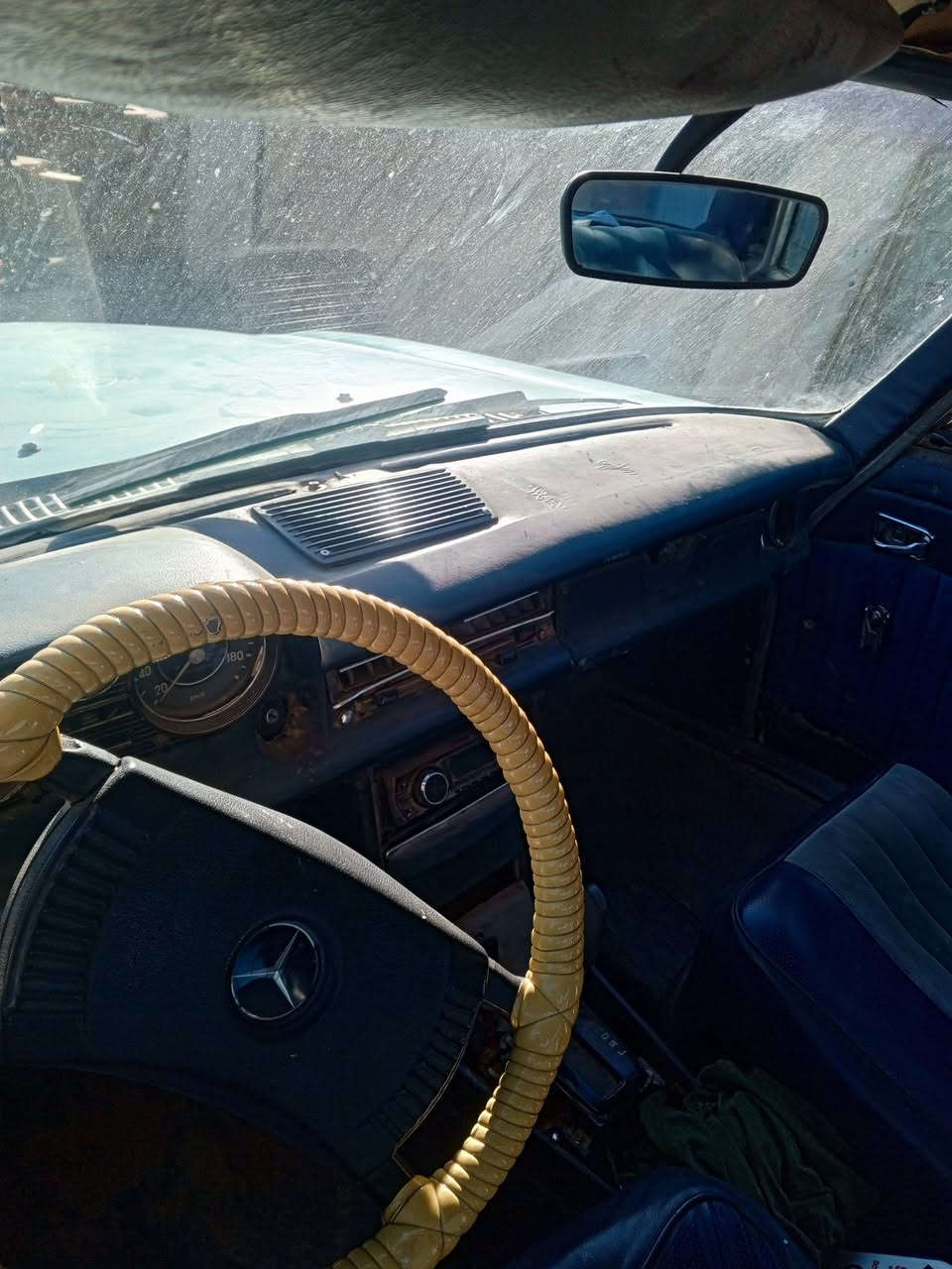 سلام عليكم لبيع
موديل 74

رقم جديد تحويل 

لون مميز 

مكينه وكير كورلا 2018جديد 

اتصال ***********
عنوان بغداد
