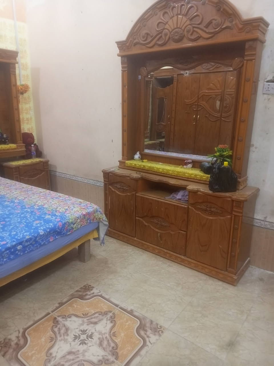 السلام عليكم
غرفه للبيع قيم بل يرضي الله عوزها ترتيبات بصيطه
مكاني ناصريه مركز


**إذا كنت صاحب هذا الإعلان وتريد حذفه لأي سبب، رجاءا أرسل رسالة إلى الدعم الفني**