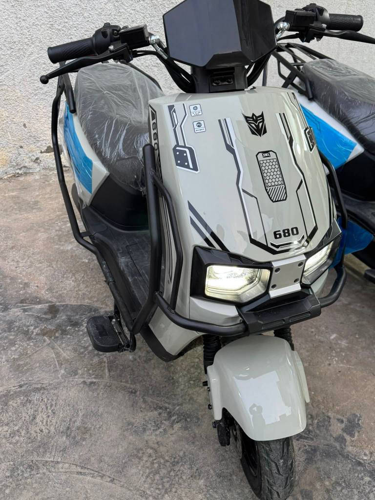 دراجه شحن ام عيون بعدها جديده مماشيه 
نظيفه مصار سبوع من اخذته سبب البيع اريد اسوي عمليه يجفيكم شر ومحتاج فلوس بغداد, العراق


**إذا كنت صاحب هذا الإعلان وتريد حذفه لأي سبب، رجاءا أرسل رسالة إلى الدعم الفني**