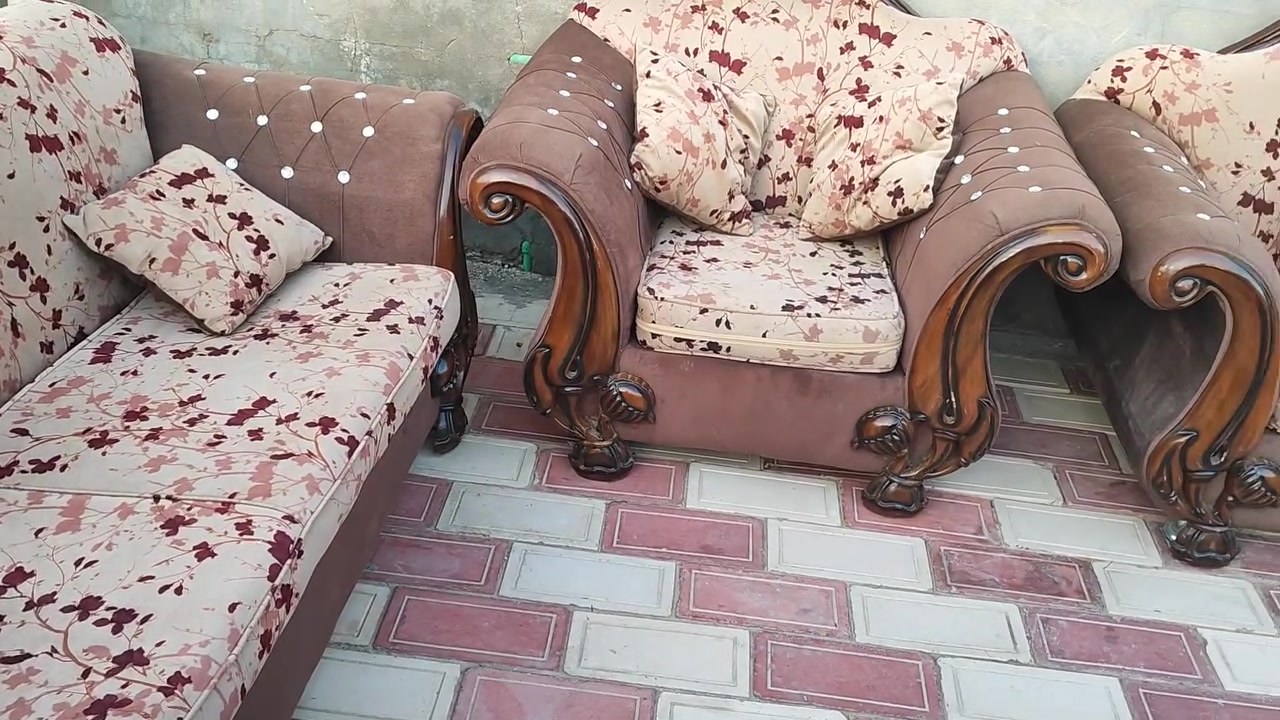 تخم تزكام مشروط عالفحص  نضيف كلش 10نفرات  
البيع خاص


**إذا كنت صاحب هذا الإعلان وتريد حذفه لأي سبب، رجاءا أرسل رسالة إلى الدعم الفني**