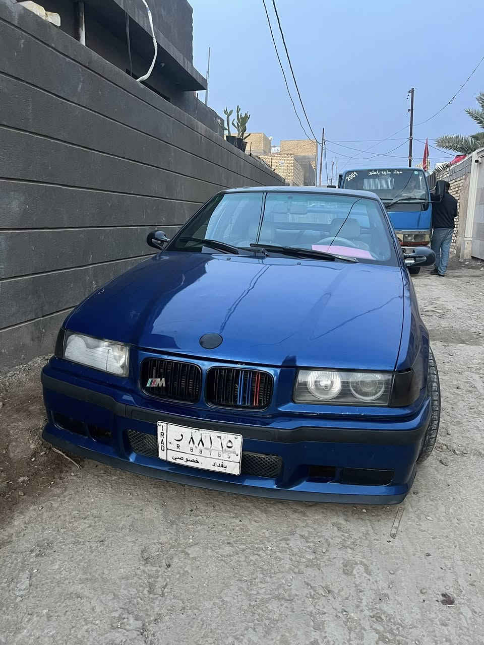 بي ام e36 للبيع موديل1994
سيارة محركها ٨ سلندر ٣٠٠٠ مكفول المحرك نشطة ع الثاني و الثالث تبطنش
السيارة كير و محرك و صدر كامل جديد
 مسويلها ادامه كامله 
كير عادي
تايرات تخم جديد
ويل spoke اصلي نضيف مابي فطر
سيارة مصبوغه جديد
تبريد منظومه جديده نقص بس كتف مروحه
كت m3 عليها
لايتات عليهن رينك متغير  RGB
دشبول جديد بدون فطر
شاشه اندرويد
كلوفرات سبورت جافيات التايرات و البلادي هم موجود
السيارة ببغداد موجودة
والمالك موجود ببغداد 
سلايد رووف عمل يد
تحويل ثاني يوم 
السعر ٥٥ و بيها مجال
***********
