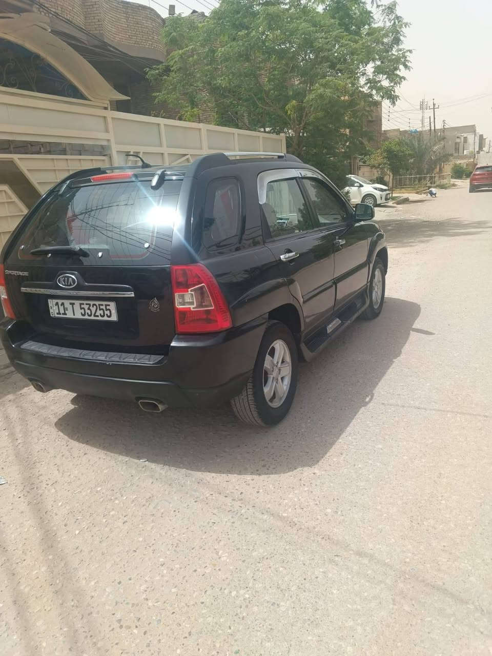 السلام عليكم سبورتج للبيع 2009 خليجي  السونار موجود بل منشور المكينه 2000 دوش رقم بغداد الجديد السعر100 وبيهه مجال  مكاني بغداد ***********
