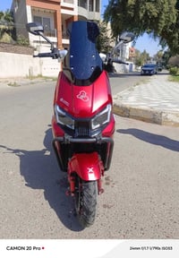 دراجه شحن للبيع الصاعقه  جديده شخط مابيها 6 بطاريات حجم كبير  32 امبير...