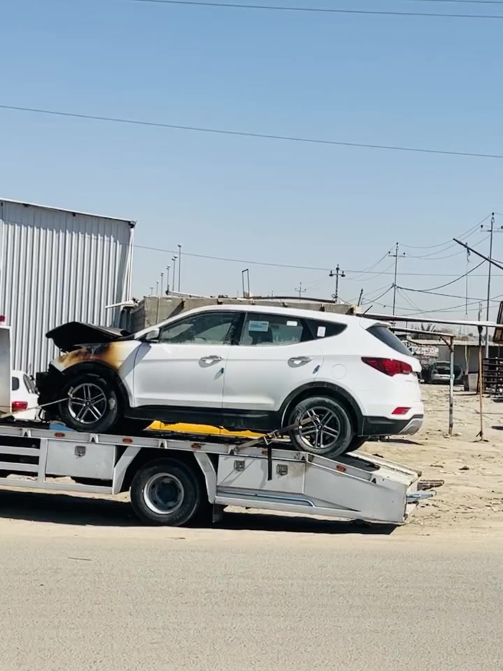 سلام عليكم سنتافيه موديل 2018 رقم بغداد نكليزي كله جديد السياره بس بجم فقط الداخل ما بيه شي اللاستفسار ***********
