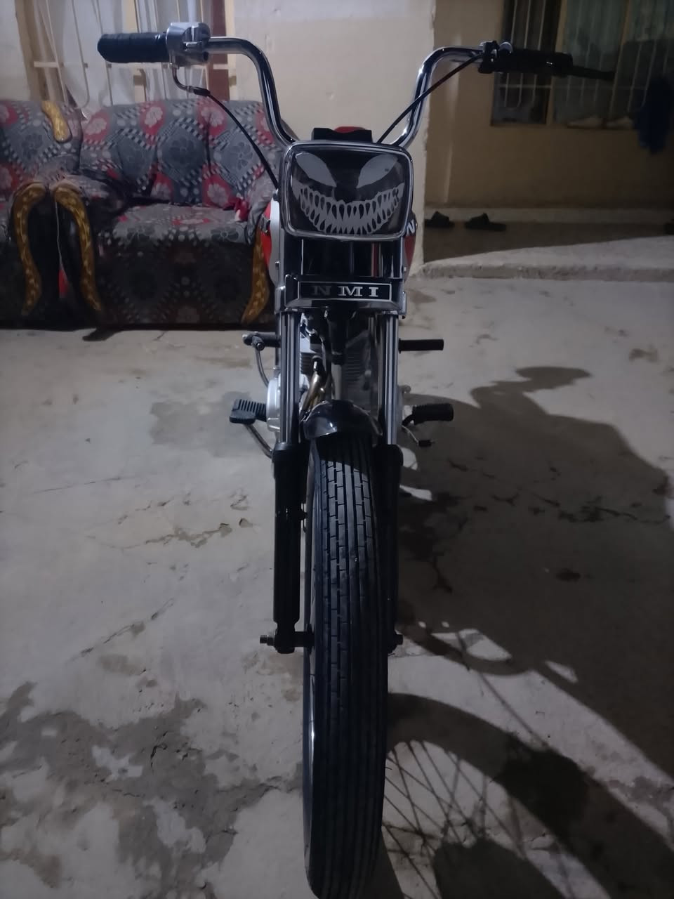 سلام عليكم دراجة انتنس للبيع الدراجة خير من الله الدراجة موديل 24 من شلعة ومعدل وسرعة العنوان ديالى كنعان الرقم *********** اتصل وبيك خير ودلل
