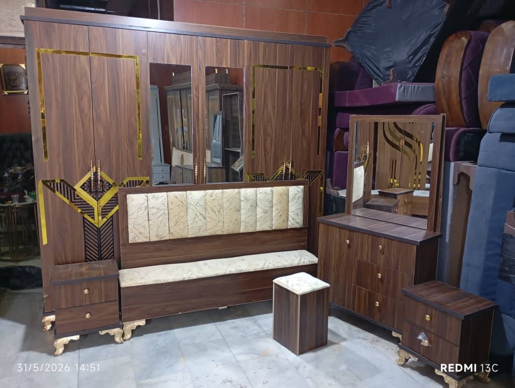 ه⬇️غرفة نوم كاملة  🎁
وبس😍 3 مليون و800 الف 😍
👈👈#وجيبا أأأذا فيك_تجيبا👌👌
👈بس بدك تقلدنا #قلدنا صح
❤️الغرفة مؤلفة من 
✅ خزانه  عرض220ارتفاع 210 وغماقة 50سم
✅تخت مجوز #صندوق160×200
✅ كمدينة عدد2
✅ بيرو دروج +كرسي
🚚 يوجد توصيل لباب البيت
العنوان دويلعه الكباس متحلق الجنوبي ♥️♥️♥️


**إذا كنت صاحب هذا الإعلان وتريد حذفه لأي سبب، رجاءا أرسل رسالة إلى الدعم الفني**