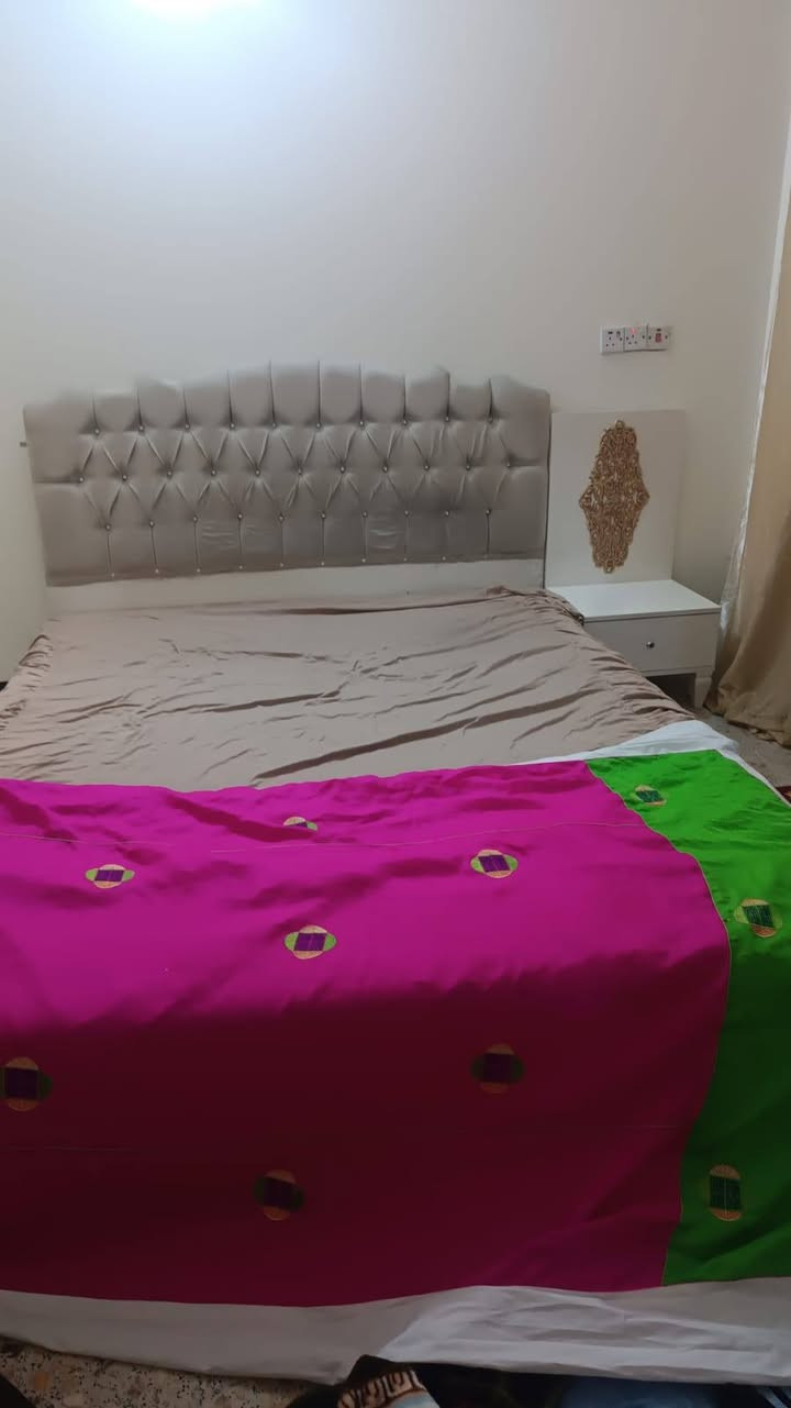 جربايه وميوز 2 وميز مرايه للبيع مكانه حله شراي يتصل ويستفسر ***********
