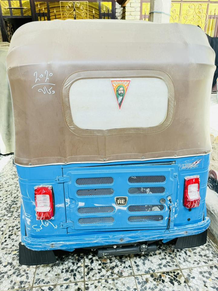 شباب 20شهر 12 يوم 30 كفاله كشر او مكينه رقم نكليزي مكينه بس زنجيل تحويل نفس اليوم مكاني بغداد جديده *********** 
او هاذ رقمي الثاني ***********. سعر 6100شباب بيه مجال حك الجيه
