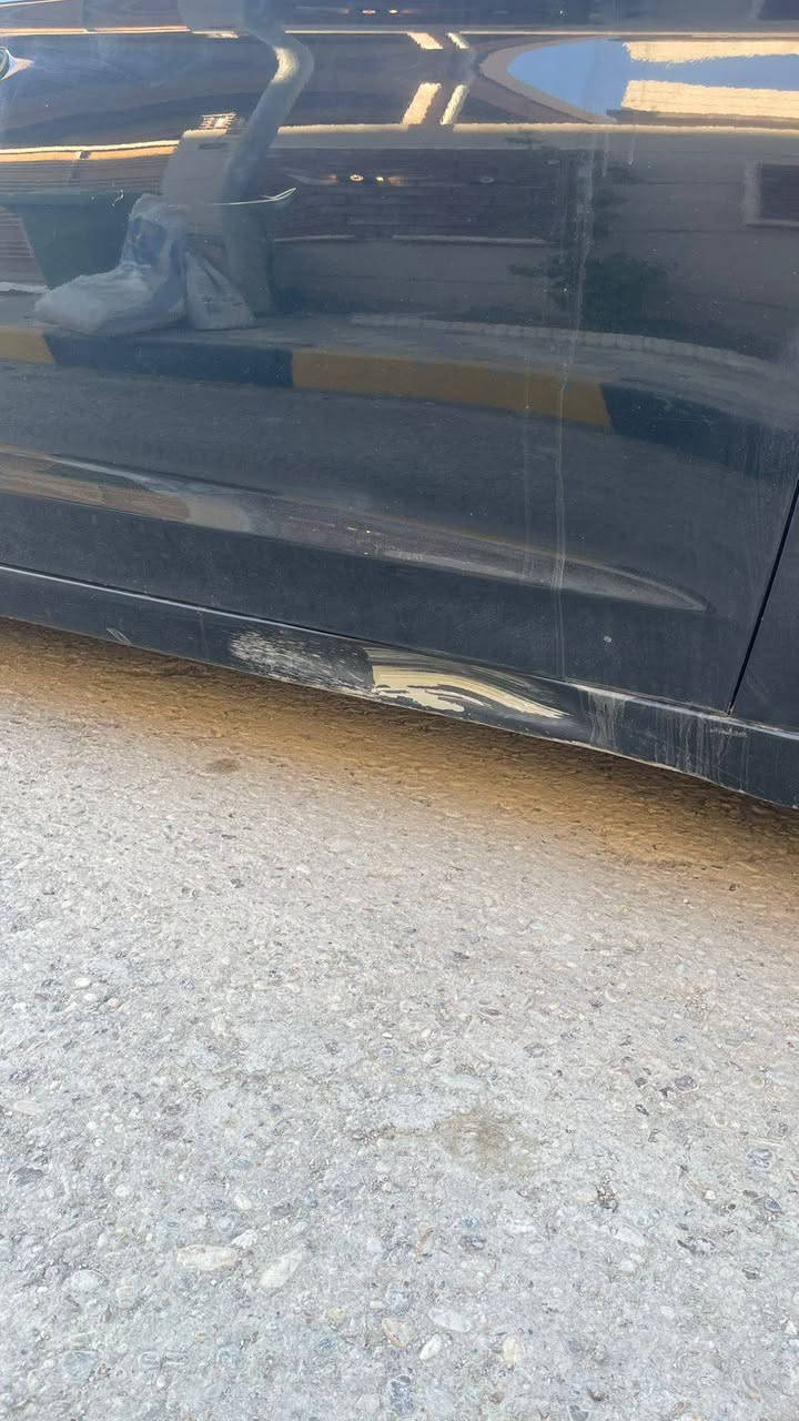 🚗 للبيع: هيونداي إلنترا موديل [2019]
السعر /110 وبيها مجال للشراي 
​اللون: أسود ملكي.
محرك /2000 
​الرقم: أربيل (اللوحة الجديدة المميزة)، سنوية وهزة جديدة.
​المواصفات: شاشة، كاميرا خلفية، تحكم ستيرن، رادارات، ويل كاب 16، تبريد ثلج.
صدر حداديه جاهزه 
​ا حادثها خلفي قديم ومصلحة جاهزة (صورة الحادث مرفقة بالمنشور بكل أمانة). محرك وكير وتبريد بشرط الفحص.
​📍 المكان: بغداد
📞 للتواصل:  اتصل وبيك خير ودلل 
‎0772 451 4733
السياره كلشي موضح بالصور تريد صور بعد تريد تعرف شي عليها اتصل وتدلل ❤️
