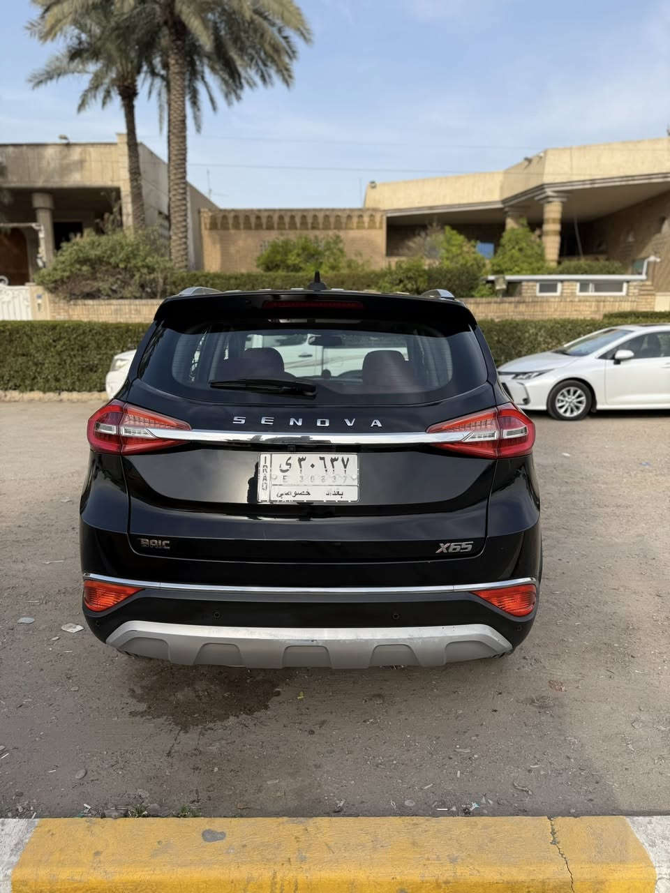 بايك سينوفا 65X
الموديل: (2022)
الكير: (اوتوماتيك)
الممشى: (29 الف ميل) 
اللون 😞 اسود )
 ضرر السياره : (طلقة بلبنيد اول مجبتها وطعجه من جهة باب السايق اقل من اصبع)
المحرك : (2000 تيربو)

المواصفات :
- مري شفط
- بصمة
- فتحة سقف طكتين
- مقاعد كهربائيه جلد
- داخل احمر مغلف
- محرك متسوبوشي
- لدات
- تبريد قطعتين
- كاميرا خلفية
- اشارة ترحيب
- حساسات
- شفتات بلستيرن
- مثبت سرعة الخ…
السياره نظيفة جداً ومماشيه هواي مال شخص 
طالب جامعة
 "وبعدها السياره بضمان الشركة✅"

السياره باسمي شخصياً وباقي عليها اقساط مو حره
مكان السياره : بغداد - مدينة الصدر 
للاستفسار عن السعر وباقي التفاصيل 
رقم التلفون : ***********
متواجد واتس اب ايضاً 
حياكم الله وربي يرزق الجميع .
