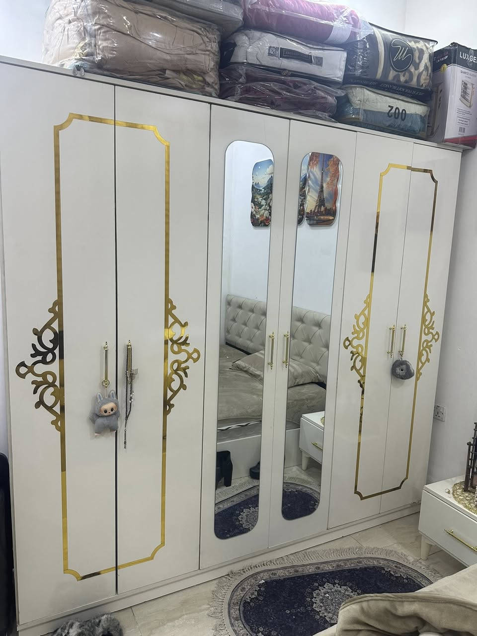 غرفه نوم تركيه اريدهه 350جديده بيهه ضرر خشبه مال جربايه مكسوره مكاني بغداد منصور ***********وهذه كرسي ملكي أريده 100
