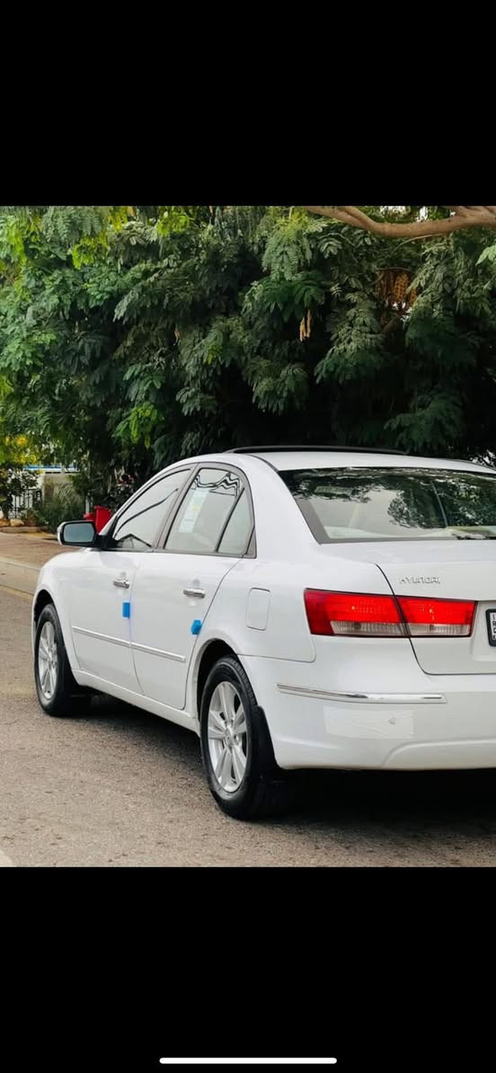 السلام عليكم سوناته ٢٠١١ كفاله مكينه ٢٤٠٠ دوش تخم تاير صدر امامي خلفي كامله من كلشي السعر ١٣٥ وبيه مجال ***********
