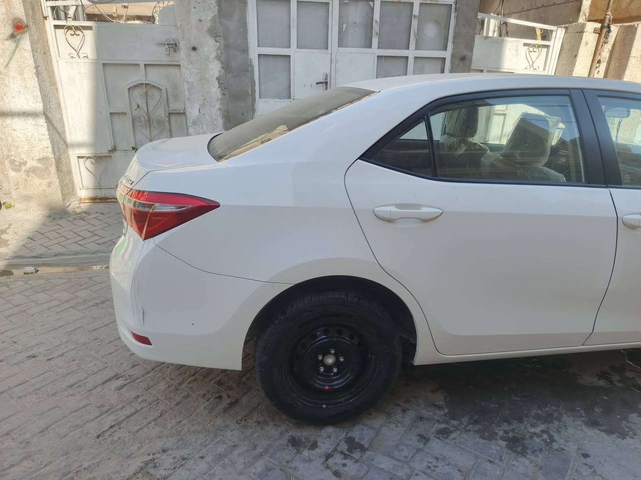 سلام عليكم سياره البيع كورله موديل2015 بيها سونار موضح بالصور والاستفسار على هاذ الرقم ***********
السعر:138
