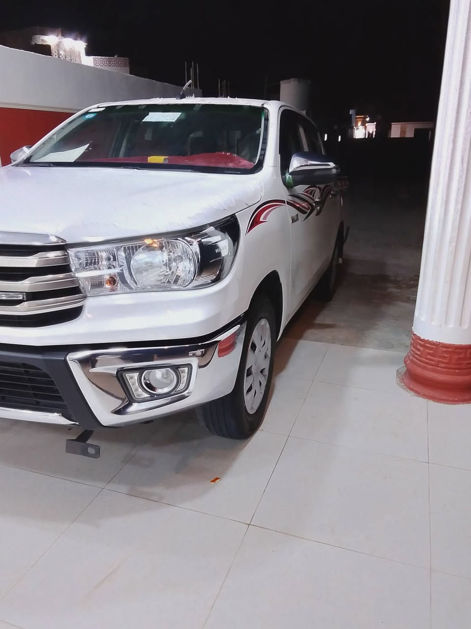 سلام عليكم هيلوكس للبيع 22كويتي ساير مذهب گير عادي ماشيه 75 مكفوله كفاله عامه سبير مانازل سنويه مجدده 2030 رقم السياره حله مكان السياره بصره زبير اني مكلف بالنشر والشراي يتصل على الرقم هذا ***********
