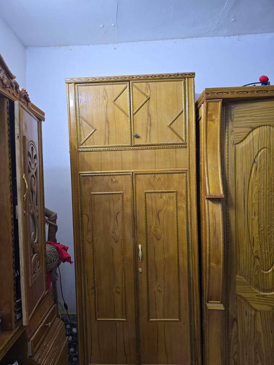 سلام عليكم غرفة اخشاب جديدة من اكلك جديدة اضلمهة خدش واحد مابيها استخدام قليل تقريبا قبل 3 اشهر ماخذهة 
مليون و350 الله شاهد. تجي وتشوف بعينك وتكلبهة وتاخذهة ومتخسر الله شاهد مكاني بابل شارع 80


**إذا كنت صاحب هذا الإعلان وتريد حذفه لأي سبب، رجاءا أرسل رسالة إلى الدعم الفني**