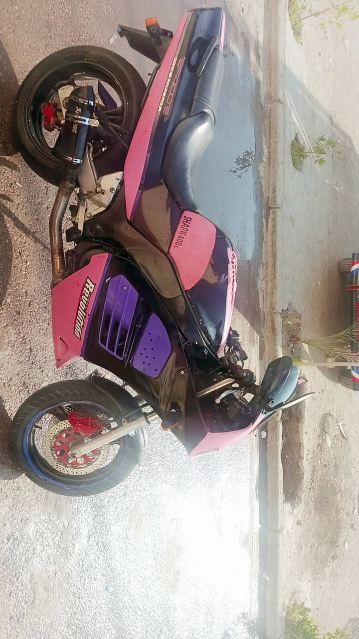 دراجه للبيع قرش في بغداد مدينه الصدر دراجه حلوه وجاهزه عاوزه بس بلكات وباتري دراجه متروكه لين ما محتاجه أو مراوس حسب رغبه رقم ***********
