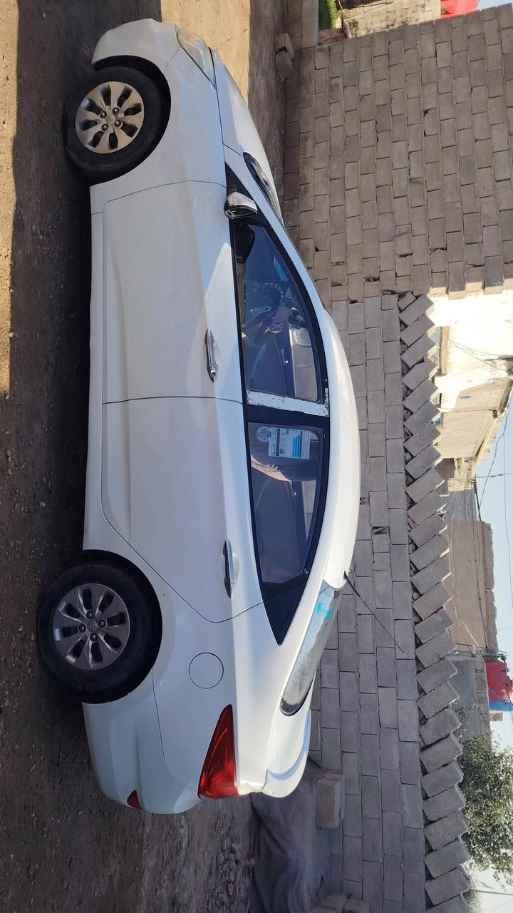 سلام عليكم كسنت قير سونار مكفوله مديل2014 رقمه واسط بسمي رقم نكليزي مكاني كوت  سعر 105 ***********
