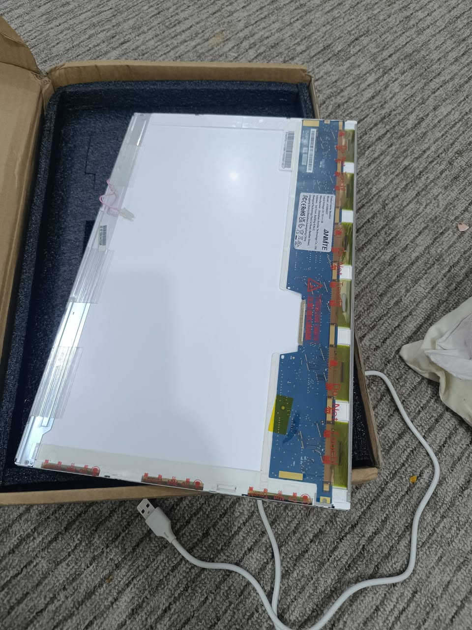 شاشه مال حاسبه جديده غير مستخدمه الي يحتاجه سعر بالخاص


**إذا كنت صاحب هذا الإعلان وتريد حذفه لأي سبب، رجاءا أرسل رسالة إلى الدعم الفني**