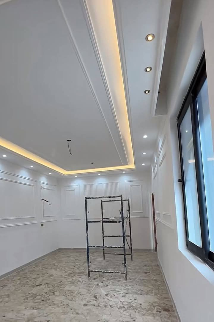 عمل كافة الديكورات الداخليه و الخارجيه والجداريه 
سقوف ثانويه 60×60
جبس مبورد 
ديكور ملكي 
واجهات
بديل الرخام بديل الخشب 
بديل الشبورد 
سحبات بورگ /فوم تركي 
***********
