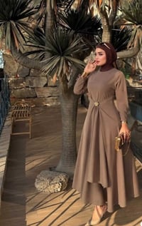 فستان • قياس ٤٢ • بغداد