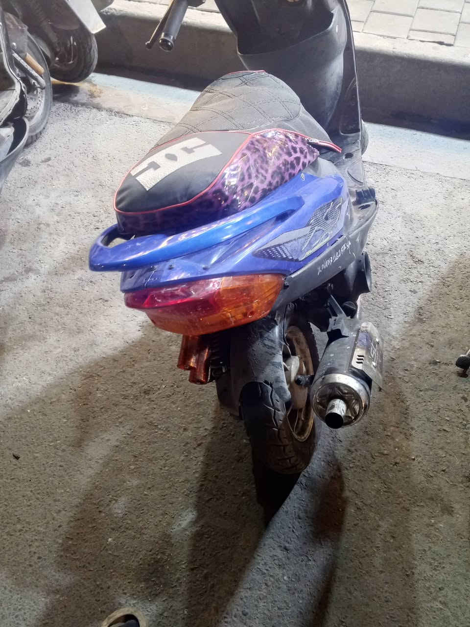 سلام عليكم ماكس عدله 55 مكينه هاون شلعه معدل سعر 400 مكاني حريه أو ساحت عدن ***********
