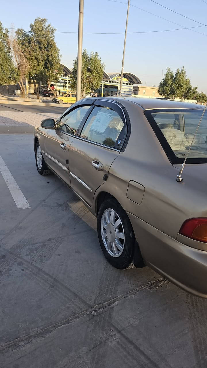 السلام عليكم للبيع كيا اوبتما مديل ٢٠٠٢ السياره باسمي السياره مصبوغه عام اثر جراد السياره كامله من كلشي مكينه كورلا 1800 للبيع بسعر ٦٠ وبيه مجال مكان السياره النجف الكوفه 
للتواصل ***********
