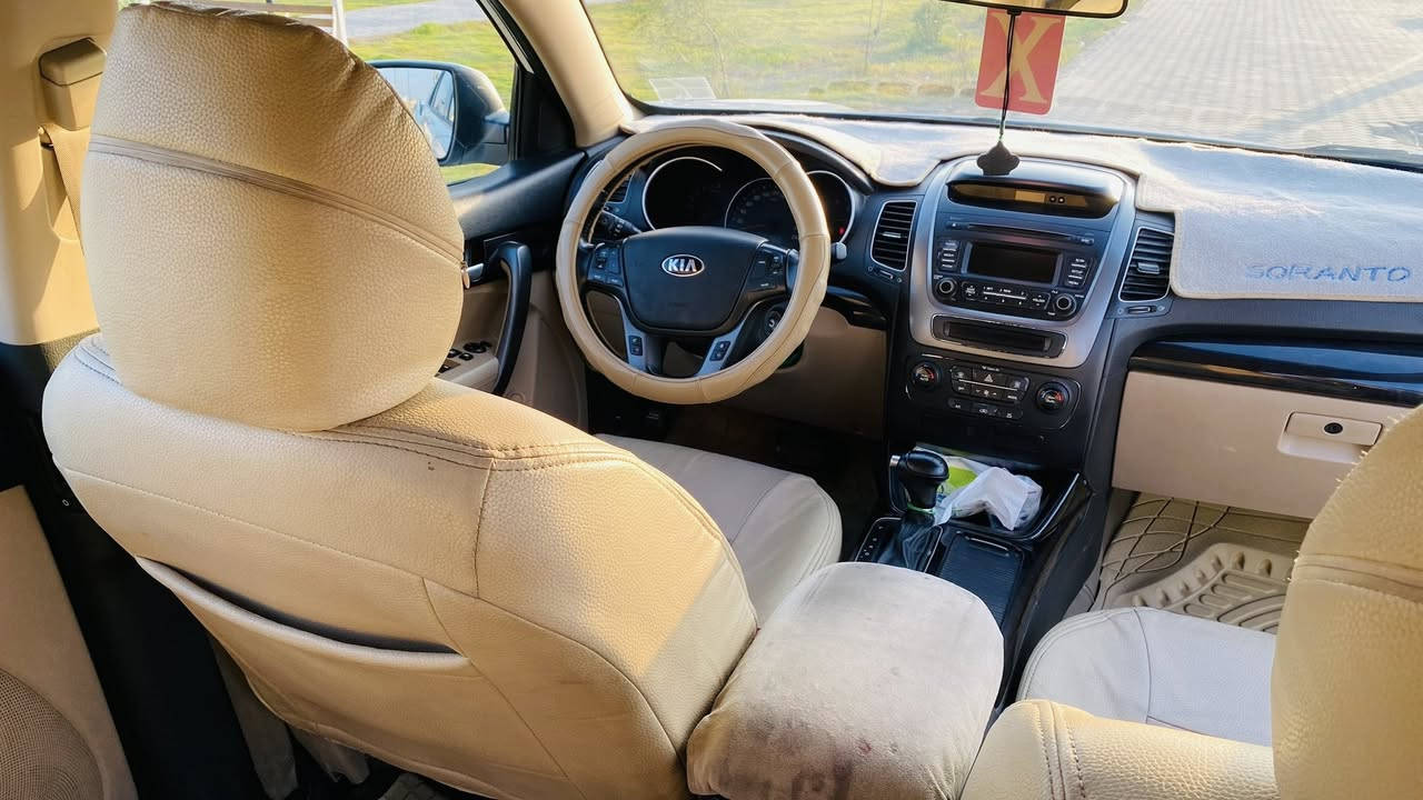 السلام عليكم
سورنتو موديل 2014 خليجي 7 راكب مكفوله بيه بارد علئ گد شبر باب عكس الصدر 
بأسمي السياره ماشيه 160 مكينه 4 سلندر 2400
السياره جديده وخير من الله 
العنوان البصره _المعقل 
السعر 155 وبيهه مجال بصيط 
الاستفسار 📞***********
