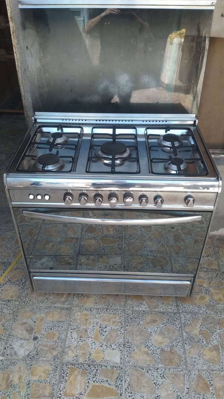 طباخات مستعمل نظيف
ابيع وراوس فرق تطوني 

مكاني ام الكبر ولغزلان وكوتوصيل بغداد 

***********  بي واتساب

