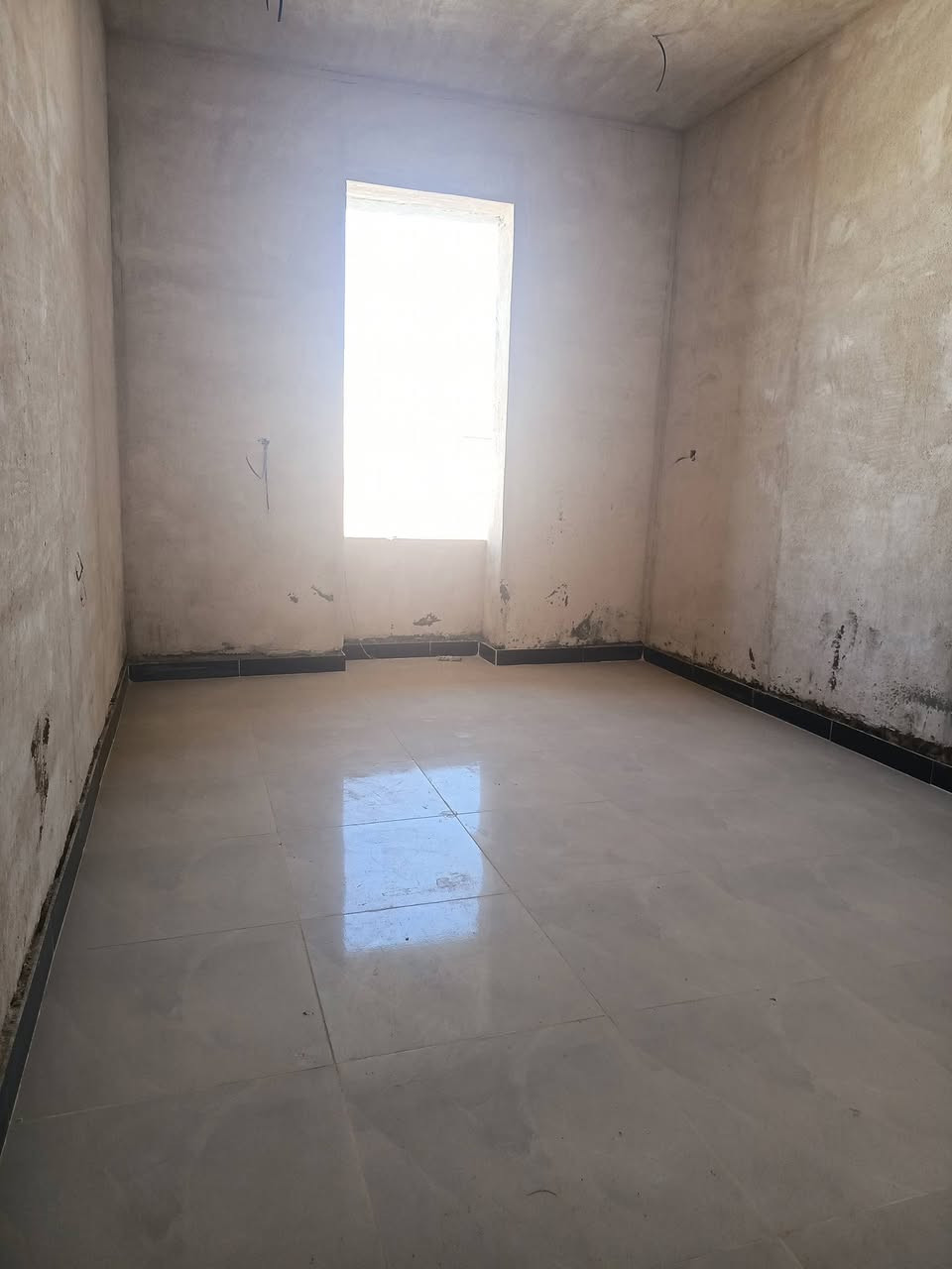 ياالله 

يوجد لدينا بيت للبيع حي ميسان قطاع 14مقابل مصرف الدم مساحه 140متر طابقين يحتوي على غرفه وصاله واستقبال ومطبخ وصحيات شلال عدد اثنين والطابق الثاني يحتوي على ثلاث غرف وصاله وصحيات صب كونكريت ارضيه مرمر جدران سيراميك سقوف جبسن بورد شغل درجه اولى السعر المطلوب خاص 

يسلم البيت مفتاح جاهز

للاستفسار والمعلومات الاتصال بنا ع الارقام التاليه 

***********

***********

***********7

او مراجعه مكتب ألروان للوساطه العقاريه والمقاولات العامه 

عنوان المكتب حي ميسان ع الشريط قرب صيدليه الشراع مقابل الاستداره مباشر 

عندك بيت عرصه للبيع راسلنه وات ساب وتدلل
