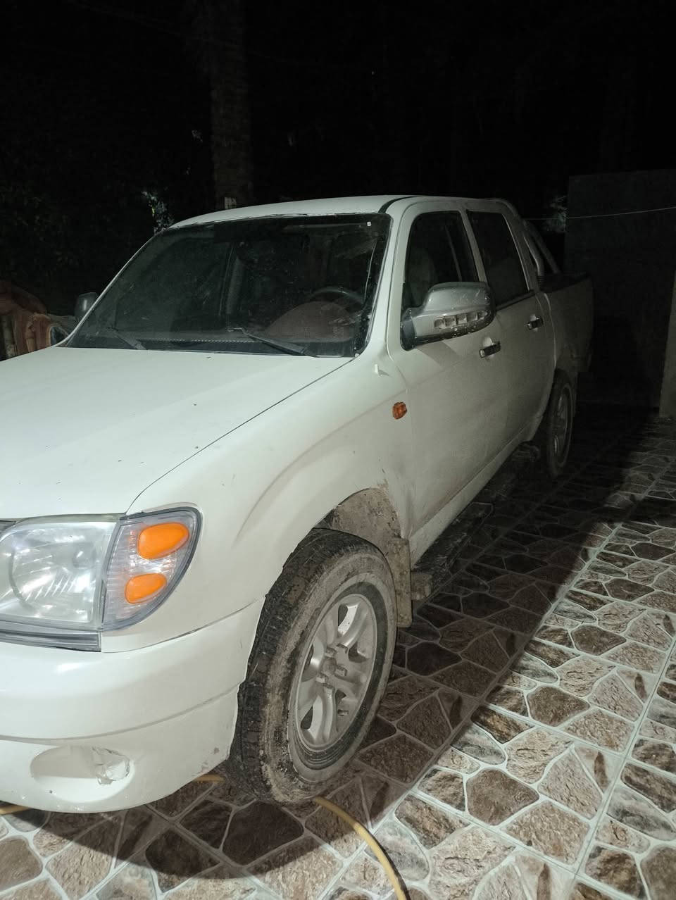 السلام عليكم ورحمه الله وبركاته سياره كراند تايكر موديل 17  مصبوغه عام للجماليه   حداديه مال الشركه مكينة كير جدد حره مسؤول  عن مداور  مكاني الديوانية *********** السعر 65 بيه مجال  عليه مليون و800 ينقص من سعرهه
