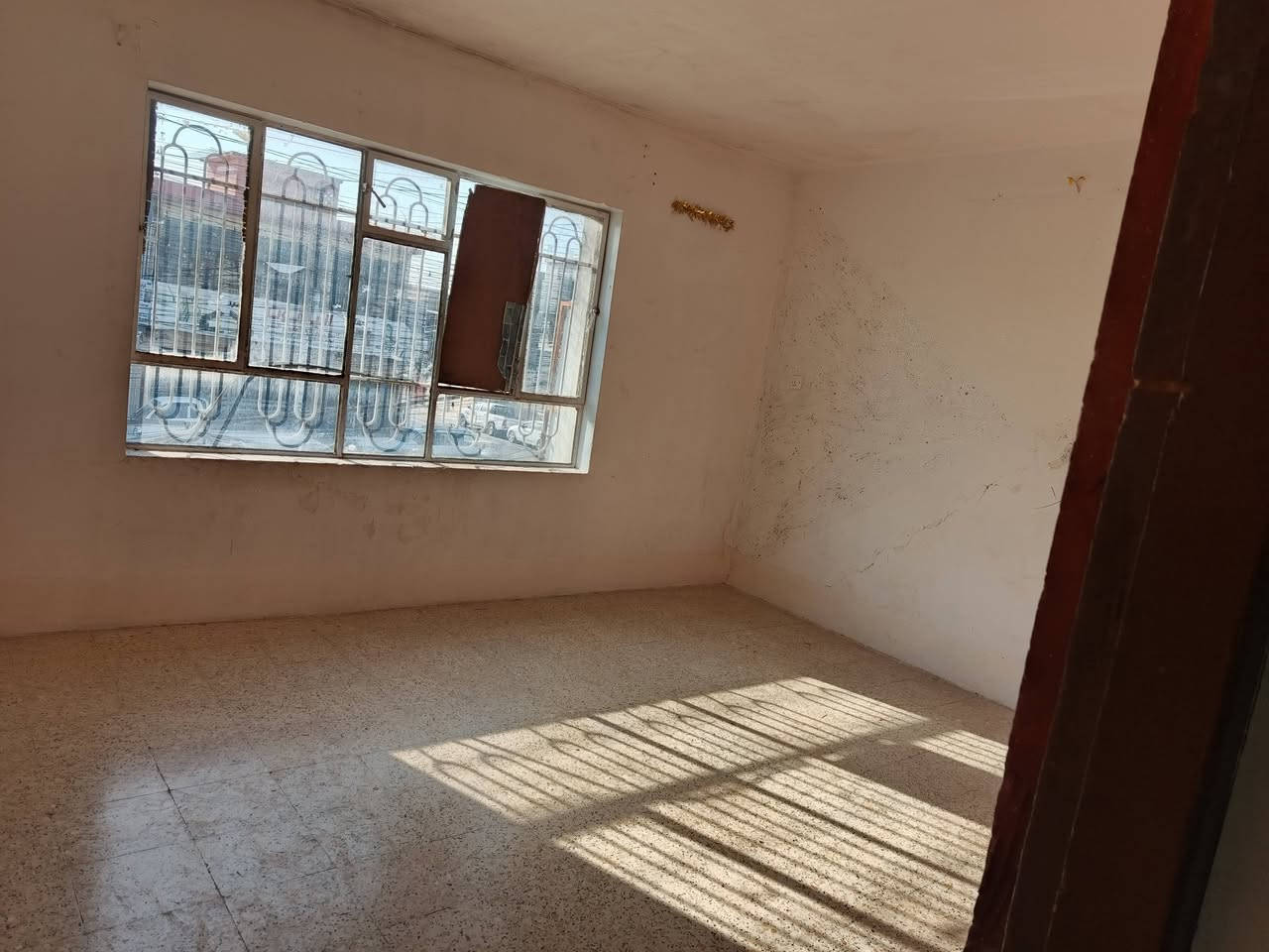 شقة لليجار حي صديق ***********
