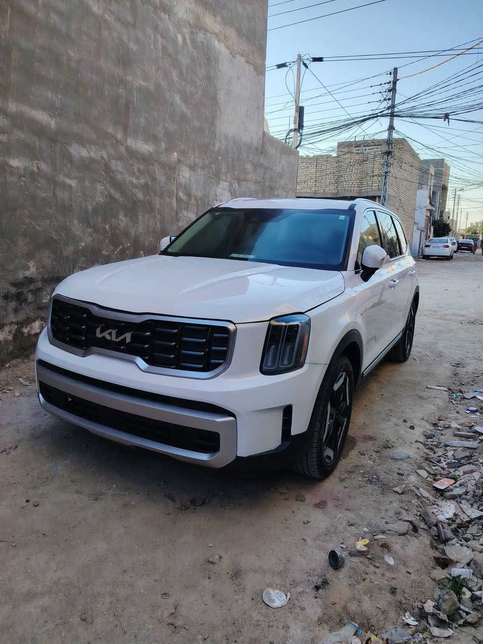 سلام عليكم تولارايد ٢٤ فئة EX فول داخل ابيظ رقم شهداء كربلاء حادث بنيد مصبوغ وربع جامرلغ بدون دواخل ايرباك دركه راجع شركة رقم شاصي بالصور السعر ٢٧٠
*********** رقم الهاتف مكان سياره كربلاء
