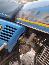 سيفان للبيع موديل 24دراجه شوفت لعين شاشه واكفه سعرها 600وبيها مجال 078...