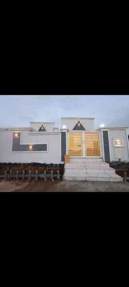 بيت مساحة 200 زراعي سند ٢٥
🛑مشمول ب تطويب ومرقم
🔴المكان منطقة الخزاعل مجمع السعدون مجاور عرصات 🔴حيدر ابن حجي هندي 
🛑 تبليط لباب البيت
🛑واناره وماء وكهرباء ومولده
🔴يحتوي على غرفتين نوم أحد الغرف نظام سويت 
🔴وصاله
🔴 واستقبال
🔴وحمامات داخليه وخارجيه 
🔴السعر 57 وبي مجال
🔴حديقه خارج البيت وداخل البيت
🔴رجاءا الممو شراي لايعلق
🔴#الجميع
🔴للاستفسار الاتصال على الرقم ***********
