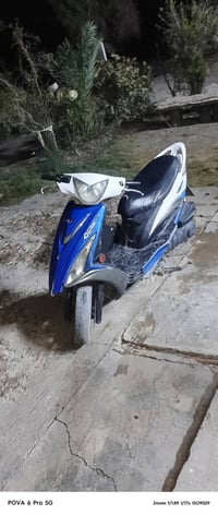 دراجه للبيع سعرها 250 رقم التلفون ٠٧٧٢٤٨٤١٠٨٨